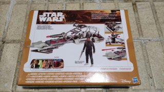Star Wars Desert Landspeeder con Finn