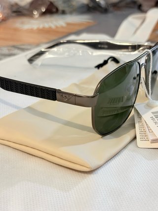 Gafas de sol aviador marrones y plateadas