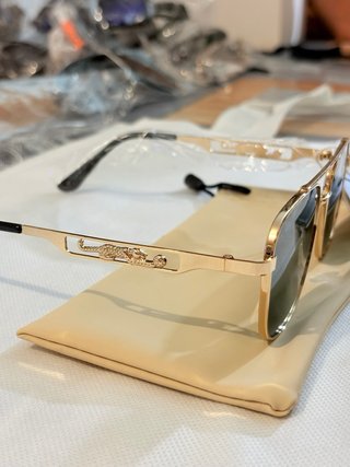Gafas de sol aviador marrones y plateadas