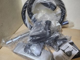 Aspiradora Ufesa 2000W Sin Bolsa