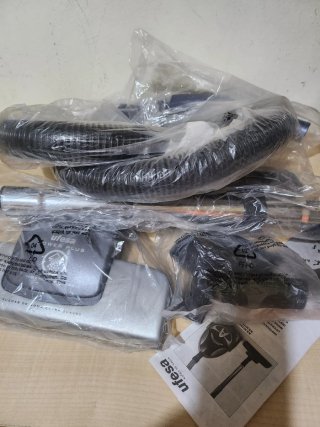 Aspiradora Ufesa 2000W Sin Bolsa