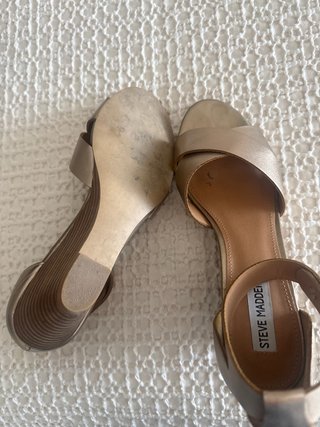 Sandalias Steve Madden Doradas Talla 39