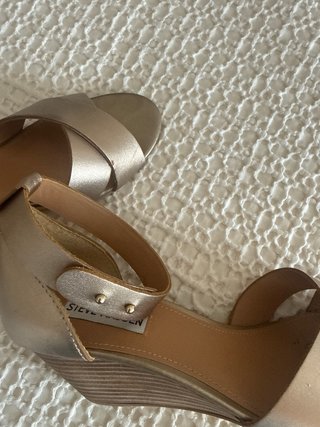 Sandalias Steve Madden Doradas Talla 39