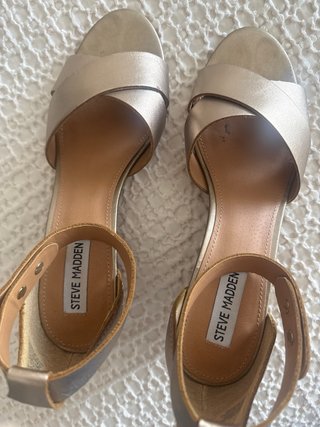 Sandalias Steve Madden Doradas Talla 39