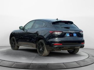 Maserati Levante Modena (2022)