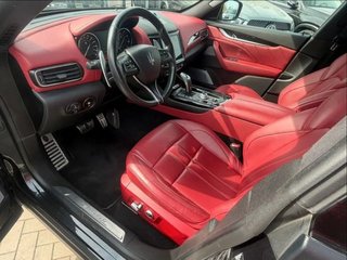 Maserati Levante Modena (2022)