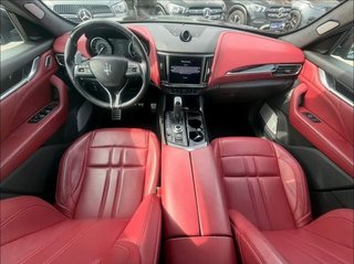 Maserati Levante Modena (2022)