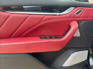 Maserati Levante Modena (2022)