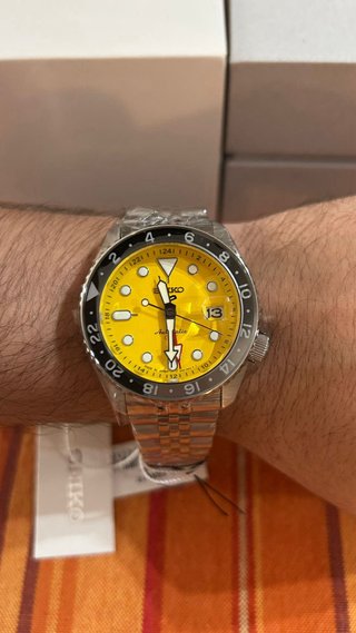 Seiko 5 Sports GMT Amarillo