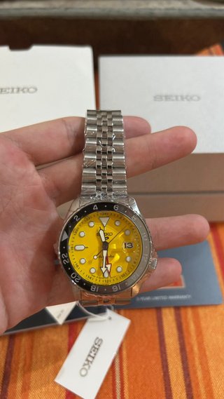 Seiko 5 Sports GMT Amarillo