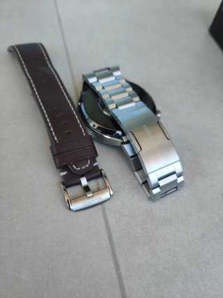 Huawei Watch 4 Pro - Correas Titanio y Marrón