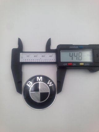 EMBLEMA VOLANTE BMW NEGRO PLATA CARBONO 45MM