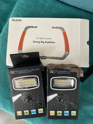 Estabilizador buceo + 2 focos LED