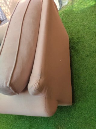 Regalo Sillón de tela beige y rosa