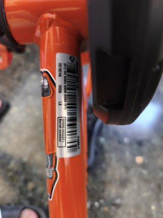 Bicicleta infantil naranja