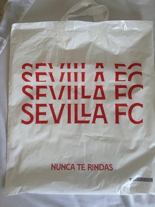 Pantaloneta Sevilla FC + Calcetines regalo