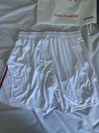 Pantaloneta Sevilla FC + Calcetines regalo
