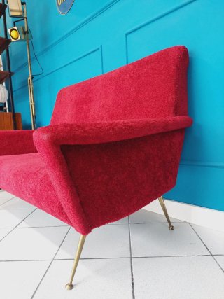 Divano vintage restaurato tessuto rosso