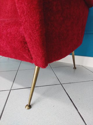 Divano vintage restaurato tessuto rosso