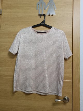 Jersey Pimkie plateado talla M/L manga corta