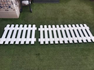 Valla de Jardín Blanca PVC y otra de puerta