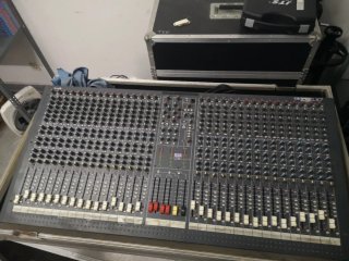 Mesa de mezclas Soundcraft Spirit LX7