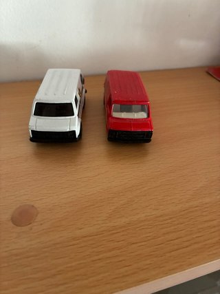 2 Furgonetas escala 1:87