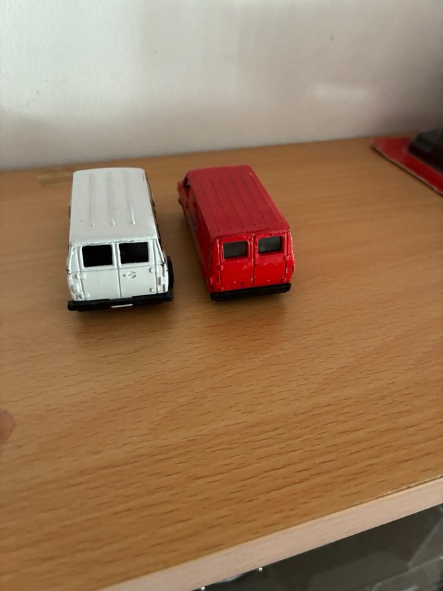 2 Furgonetas escala 1:87