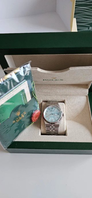 Rolex Oyster Perpetual Land Dweller Azul