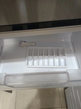 Nevera combi plateada Favor Entrega en domicilio