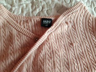 Conjunto de punto rosa para bebé