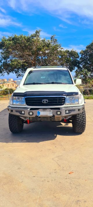 Toyota Land Cruiser 100 2000