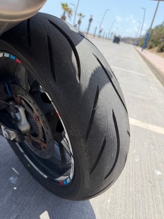 BMW F800R Naked con maletas originales BMW