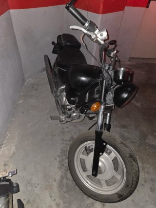 Moto Hyosung 125 Aquila