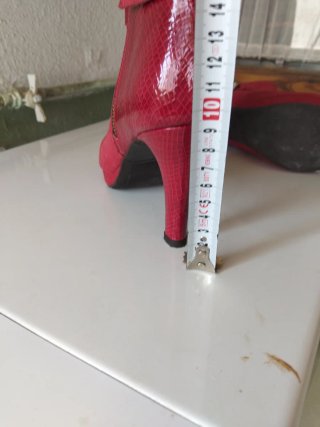 Botines rojos tacón alto