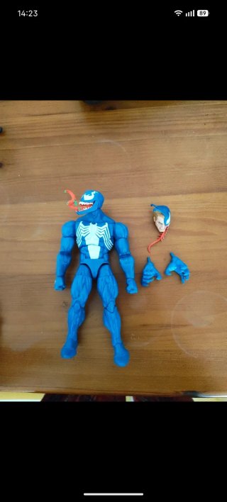 Venom Marvel Legends Action Figure