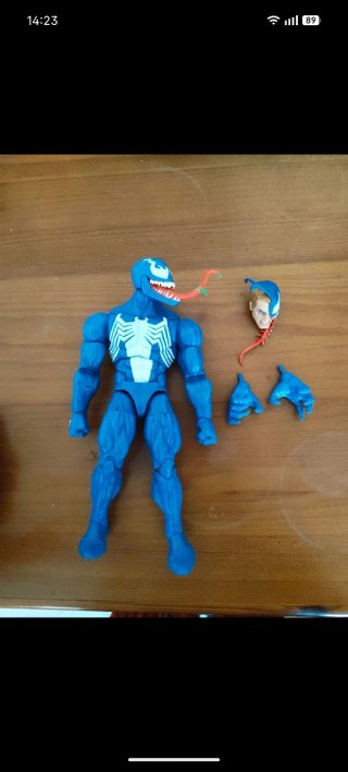 Venom Marvel Legends Action Figure