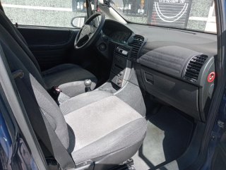Opel Zafira 2004