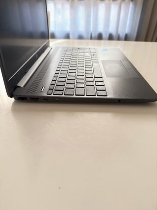 Portátil HP 250 G9 i5 12ªG 8GB 512GB SSD 15,6" W11