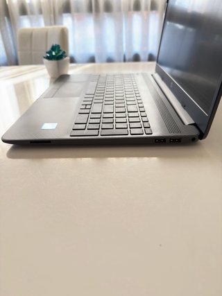 Portátil HP 250 G9 i5 12ªG 8GB 512GB SSD 15,6" W11