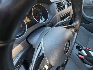 Volkswagen Jetta 2.0 TDI 140CV