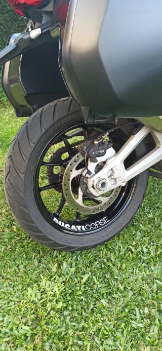 Ducati Multistrada V4S