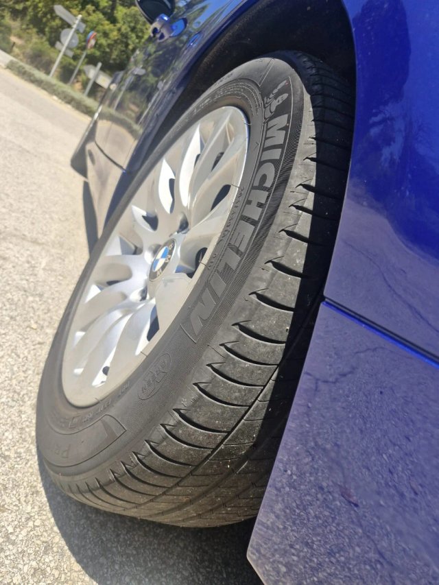 BMW 320d LCI 60.000 kms unico propietario