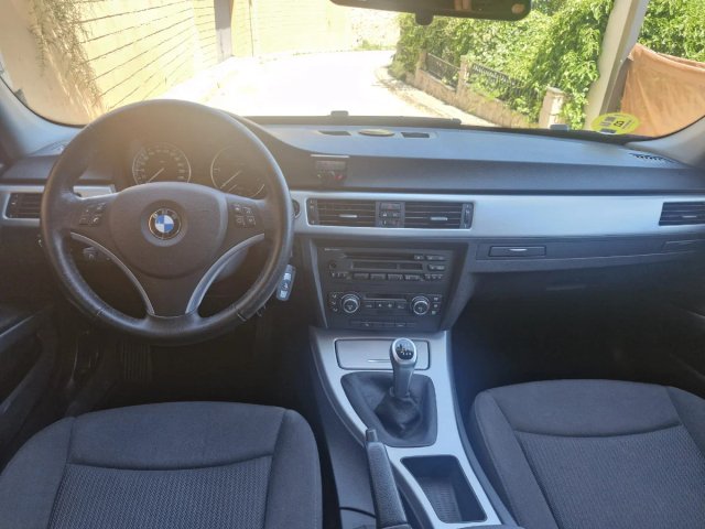 BMW 320d LCI 60.000 kms unico propietario