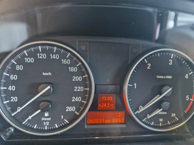 BMW 320d LCI 60.000 kms unico propietario