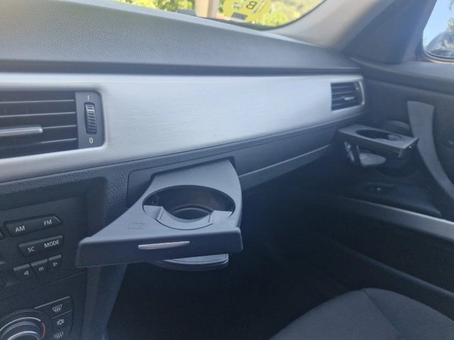 BMW 320d LCI 60.000 kms unico propietario