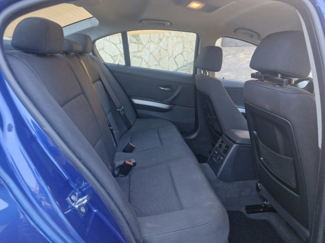 BMW 320d LCI 60.000 kms unico propietario
