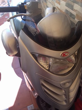 Kymco Maxi Scooter Plata Automática 125cc