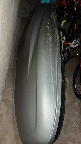 Baca de techo gris