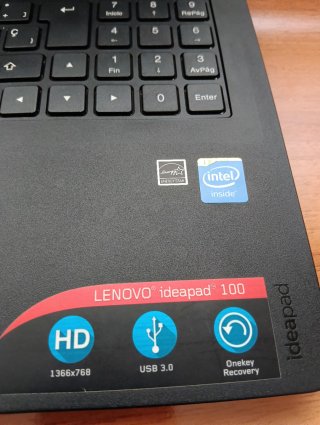 Ordenador portátil Lenovo Negro